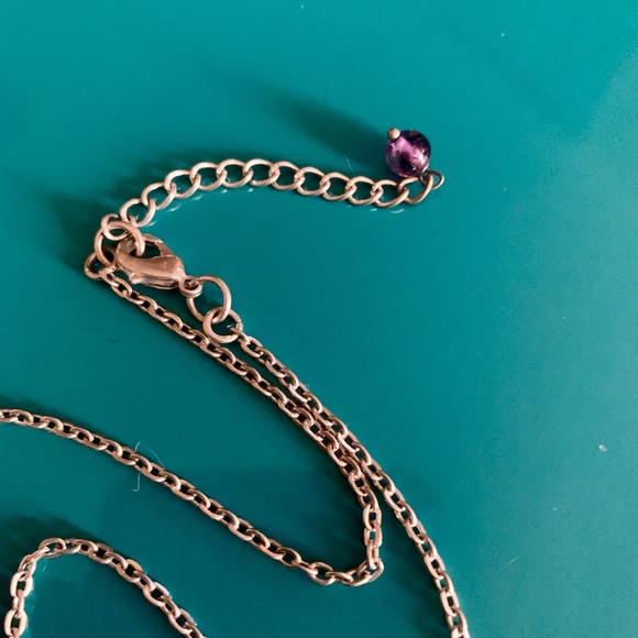 💜 Antiqued Silver Tone Hearts & Amethyst Gem Drop Necklace & Matching Earring - Picture 6 of 6